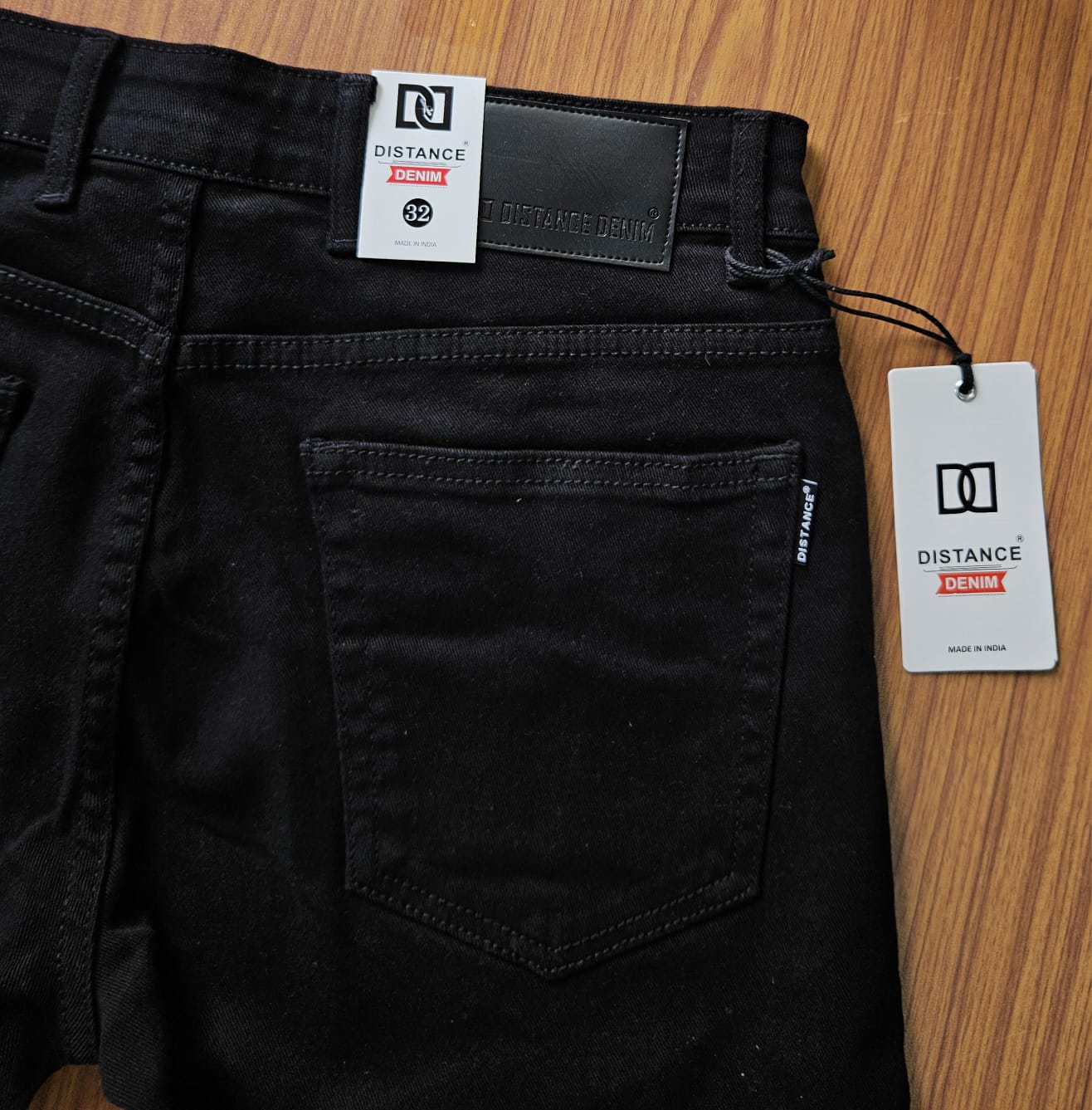 RAYMOND'S REACTIVE Z BLACK LYCRA PREMIUM QUALITY FABRIC DISTANCE DENIM ®️